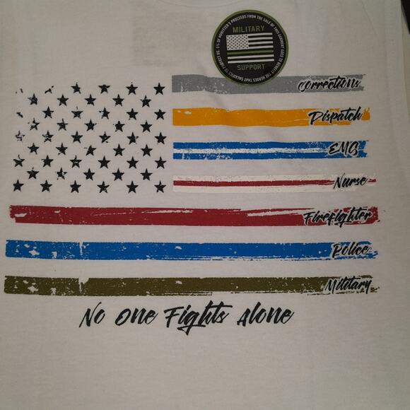 Howitzer White First Responder USA Flag Tank‎ Women M NWT 2A WethePeople Freedom - Picture 3 of 7